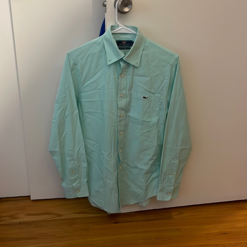 Vineyard Vines button down. Size XS, light Cyan color. Slim fit Tucker shirt.